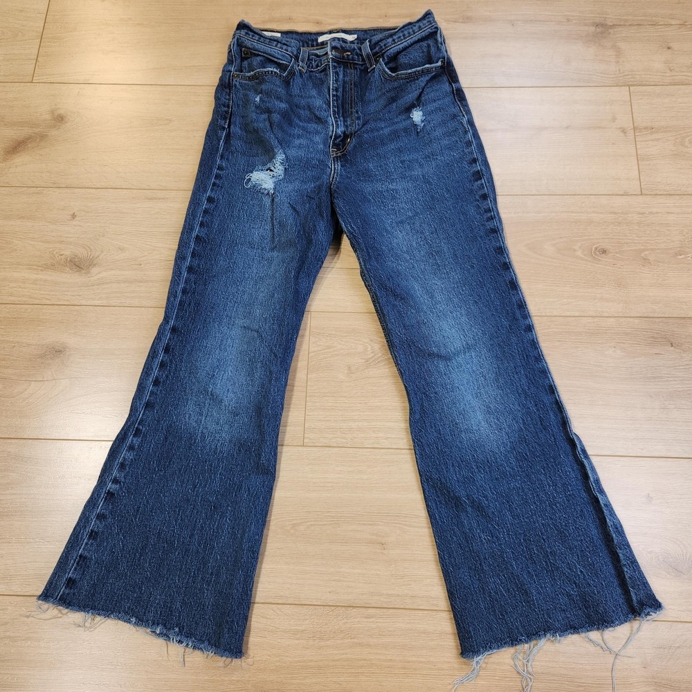 Levis Premium 70s High Flare Jeans Womens 28x32 Medium Wash Distressed Denim